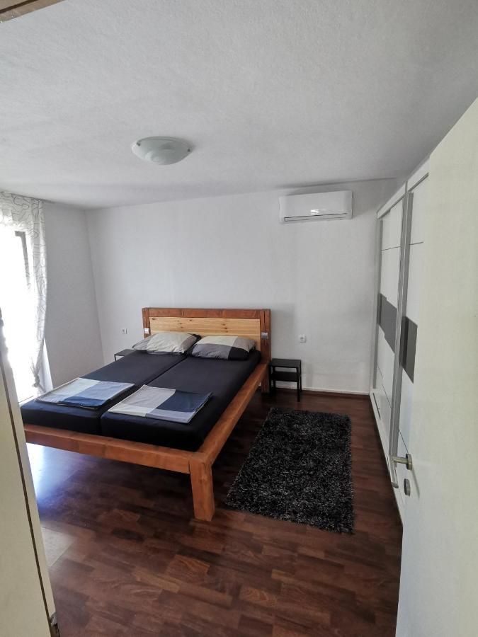 Fa-Ni Apartment Novalja Luaran gambar